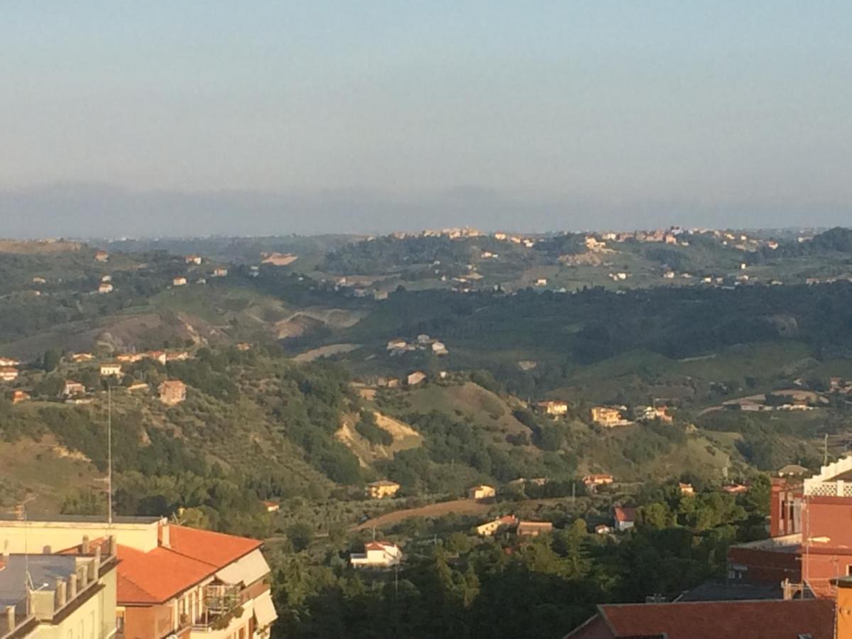 Apartmán Casa Di Bianca Attico Panoramico A Chieti Centro Exteriér fotografie